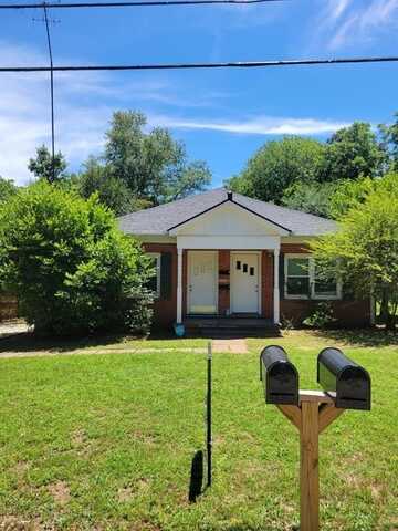 305 Shawnee Trail, Henderson, TX 75654