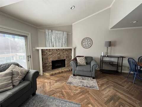 5200 Martel Avenue, Dallas, TX 75206