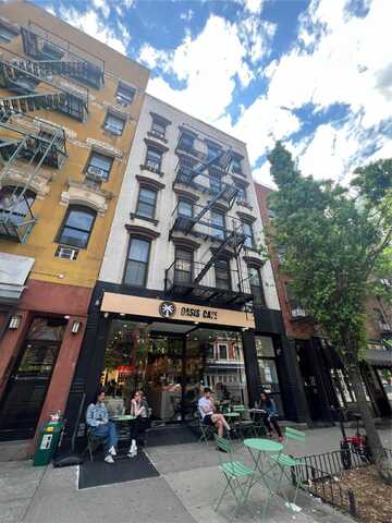 198 Avenue A, New York (Manhattan), NY 10009