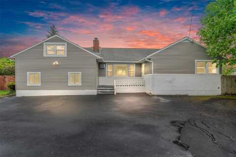 2600 Haff Avenue, North Bellmore, NY 11710