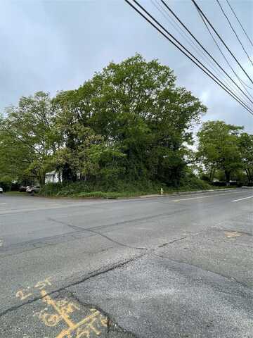 91 W Plum Street, Brentwood, NY 11717