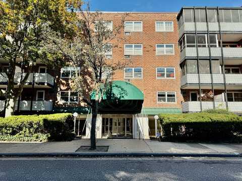 100 Lincoln Avenue Lincoln Avenue, Mineola, NY 11501
