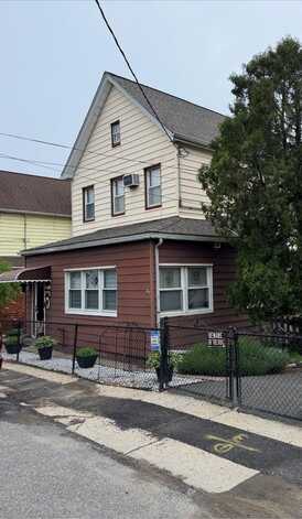 6923 Caldwell Avenue, Maspeth, NY 11378