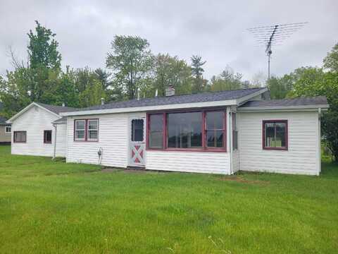 5523 Red Oak, Beaverton, MI 48612