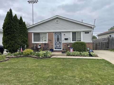 30787 Normal, Roseville, MI 48066