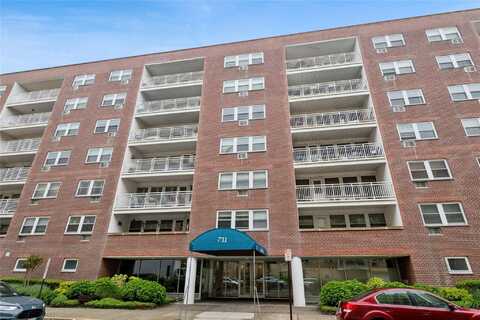711 Shore Road, Long Beach, NY 11561