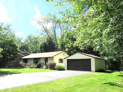 7 Holiday Street, Pawling, NY 12564