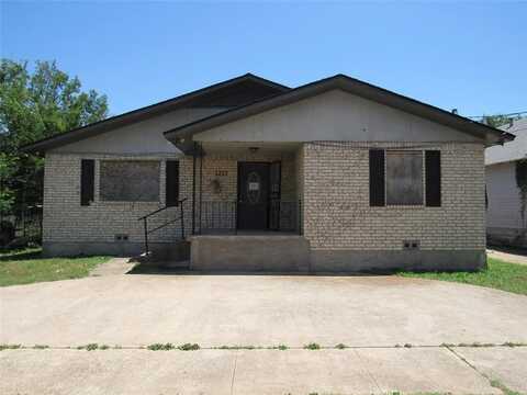 1221 Chestnut Street, Waco, TX 76704