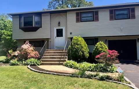 15 Fulton Street, Brentwood, NY 11717