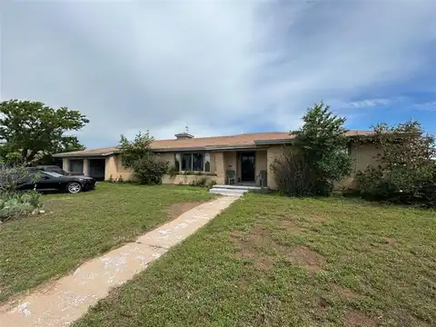 1304 12th Avenue, Amarillo, TX 79107
