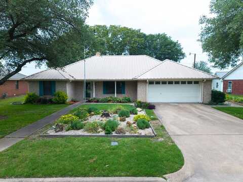 812 Crestline Drive, Mexia, TX 76667