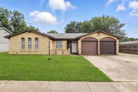 725 Meadowview Drive, Crowley, TX 76036