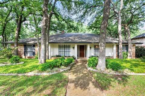 4816 Racquet Club Drive, Arlington, TX 76017