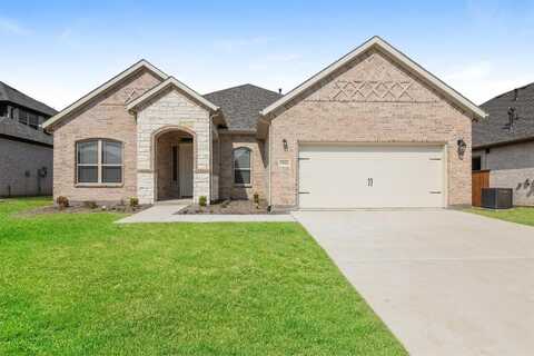 2916 Kirkwood Drive, Grand Prairie, TX 75054