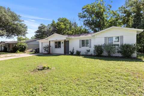 5509 Cloverdale Drive, Fort Worth, TX 76134