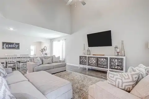 1052 Maidenhair Lane, Crowley, TX 76036