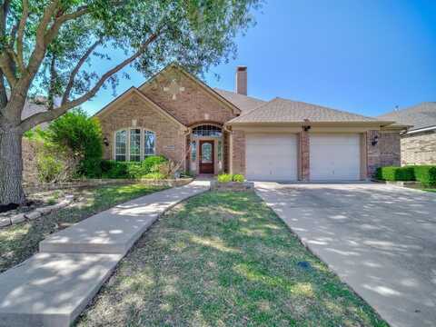 8713 Deepwood Lane, Fort Worth, TX 76123