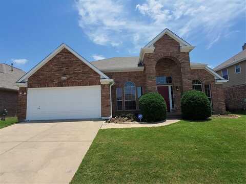 8513 Viridian Lane, Fort Worth, TX 76123