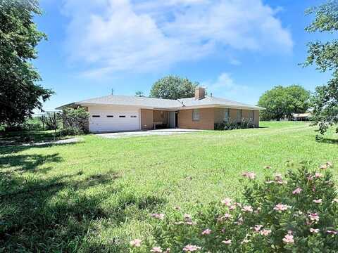 303 Luby Drive, Tom Bean, TX 75489