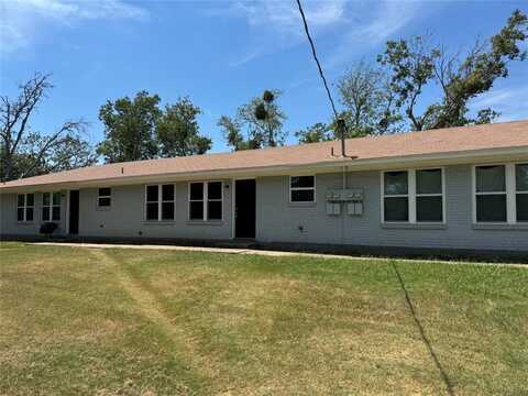 410 S College Drive, Keene, TX 76059