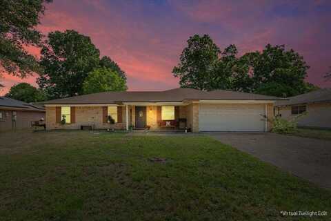 1004 Fairway Lane, Mexia, TX 76667