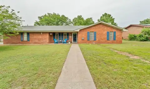 2585 Jasmine Street, Stephenville, TX 76401