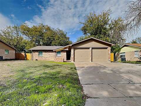 245 Craig Street, Burleson, TX 76028