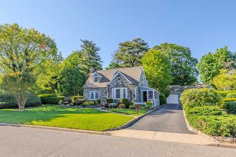 3355 Stratford Road, Wantagh, NY 11793