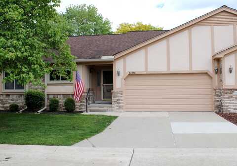 42370 E Willow Tree, Clinton Township, MI 48038
