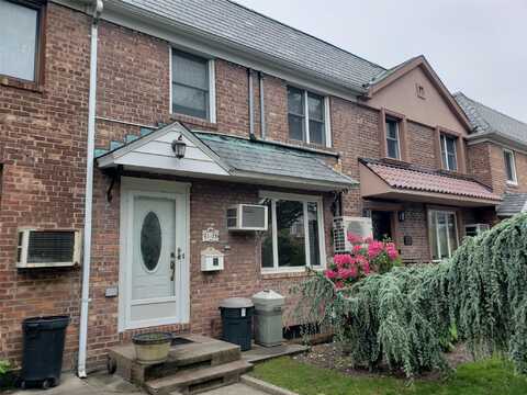 61-28 81st Street, Middle Village, NY 11379