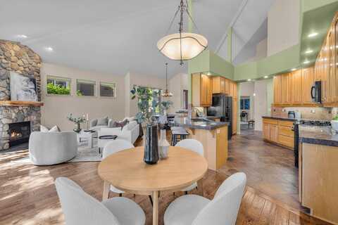 19571 SW Simpson Avenue, Bend, OR 97702