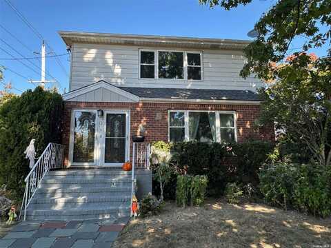 3 Page Road, Valley Stream, NY 11581