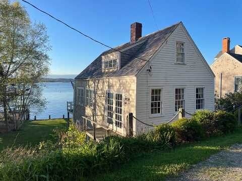 61 Water Street, Castine, ME 04421