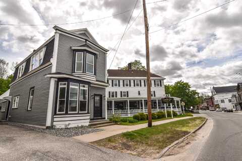 33 Main Street, Cornish, ME 04020
