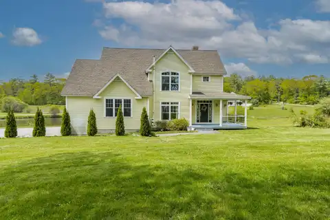 9 Strawberry Lane, Windham, ME 04062