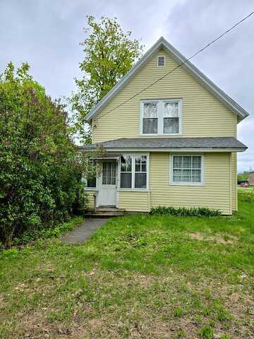 36 Henderson Street, Brownville, ME 04414