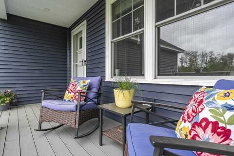 4 Straightline Road, Gray, ME 04039