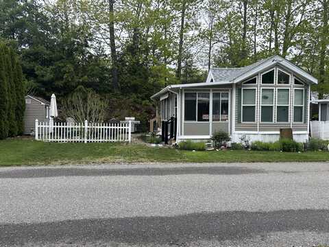 430 Post Rd, Wells, ME 04090