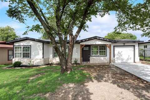 4320 Carmel Avenue, Fort Worth, TX 76119