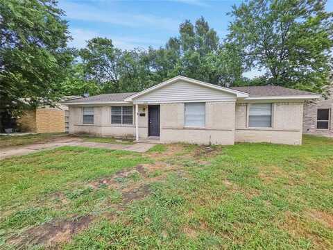 2212 Arcady Lane, Lancaster, TX 75134