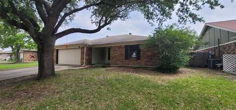 6436 Green Ridge Drive, Watauga, TX 76148