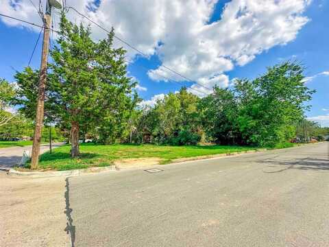 801 Bois D Arc Street, Weatherford, TX 76086