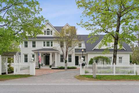193 Foreside Road, Falmouth, ME 04105