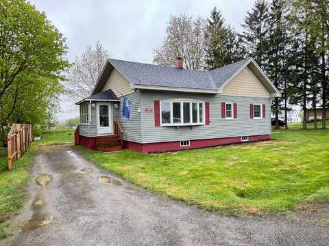 29 Plum Street, Ashland, ME 04732
