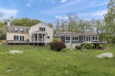9 Beetlebung Grove Way, Chilmark, MA 02535