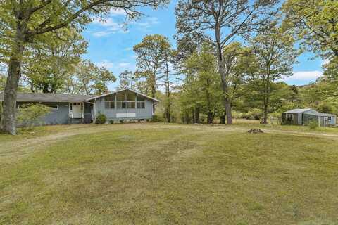 5 Scottys Lane, West Tisbury, MA 02575