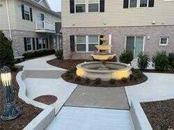 594 W Montauk Highway, Lindenhurst, NY 11757