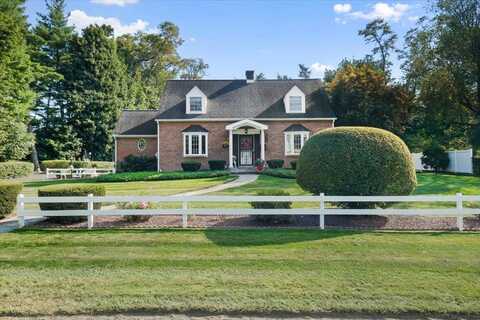 82 E Cedar Street, Poughkeepsie, NY 12601