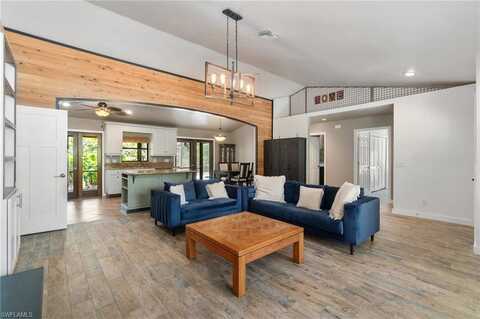 681 23rd, NAPLES, FL 34120