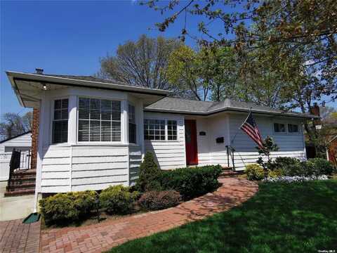 1419 Apple Lane, East Meadow, NY 11554